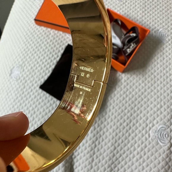 Hermes Clic Clac H bracelet in Orange Fruité, size PM - Picture 5 of 7